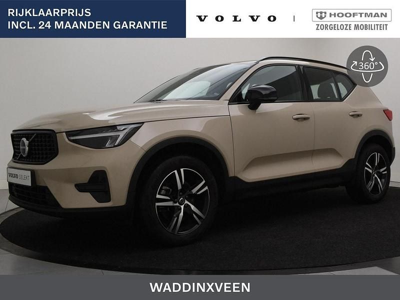 Bruin Gebruikt 2024 Volvo XC40 Plus SUV | € 39.900 (Goede deal) - Afbeelding 1/4