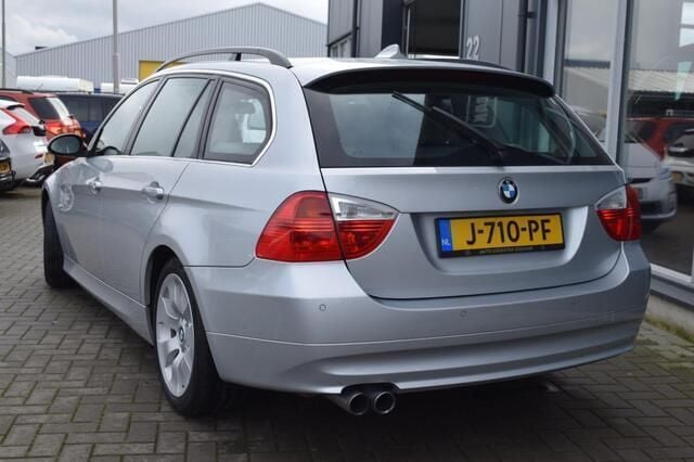 Occasion BMW 330 Executive 259 PK (190 kW) 2006 Grijs Stationwagen