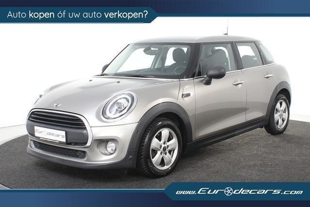 Grijs, metallic lak Gebruikt 2019 Mini ONE Hatchback | € 13.500 (Goede deal) - Afbeelding 1/4