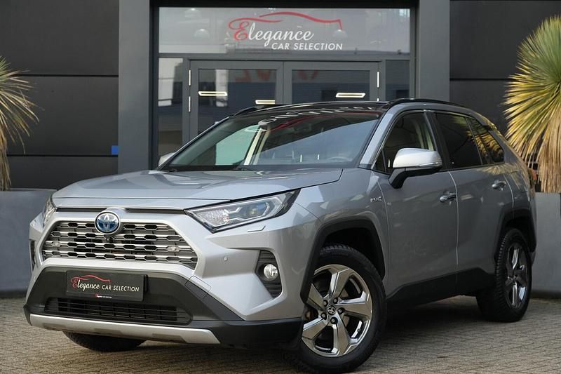 Grijs (metallic) Occasion 2020 Toyota RAV4 Hybrid Executive SUV | € 32.950 (Goede deal) - Afbeelding 1/4