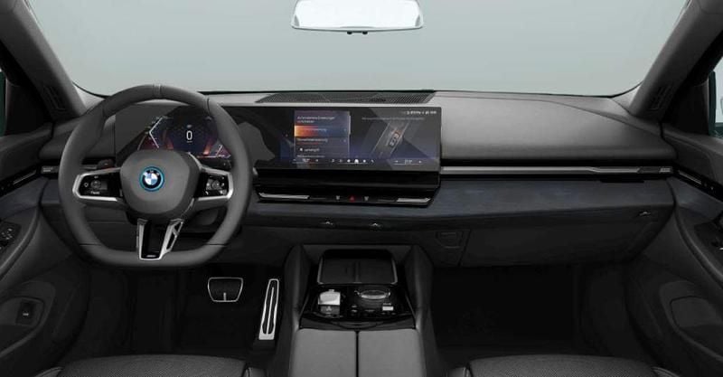 Occasion BMW 530e M Sport 190 PK (139 kW) 2024 Grijs Stationwagen