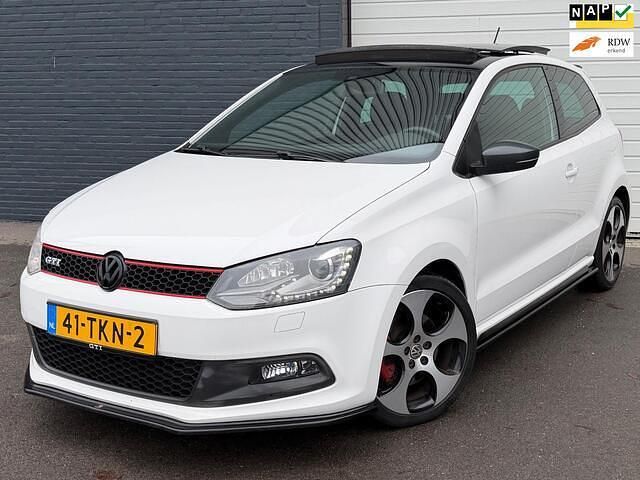 Wit (metallic) Occasion 2012 VW Polo GTI Hatchback | € 10.450 (Iets duurder) - Afbeelding 1/4