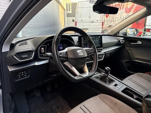 Occasion Seat Leon Business 116 PK (85 kW) 2022 Grijs Stationwagen