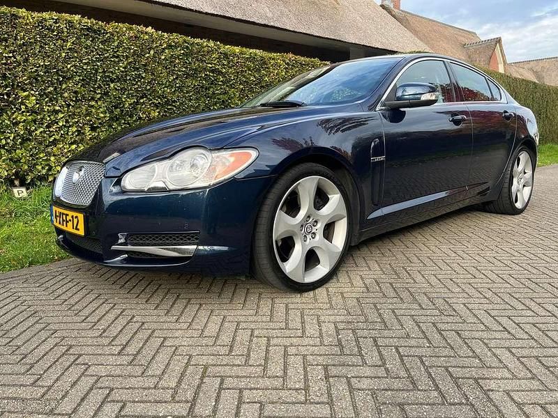 Blauw Gebruikt 2008 Jaguar XF Supercharged Sedan | € 11.850 (Eerlijke prijs) - Afbeelding 1/4
