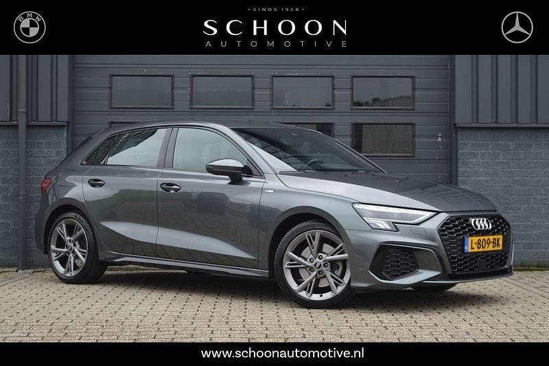 Grijs Gebruikt 2021 Audi A3 Sportback e-tron S-Line Sedan | € 26.950 (Super prijs) - Afbeelding 1/3