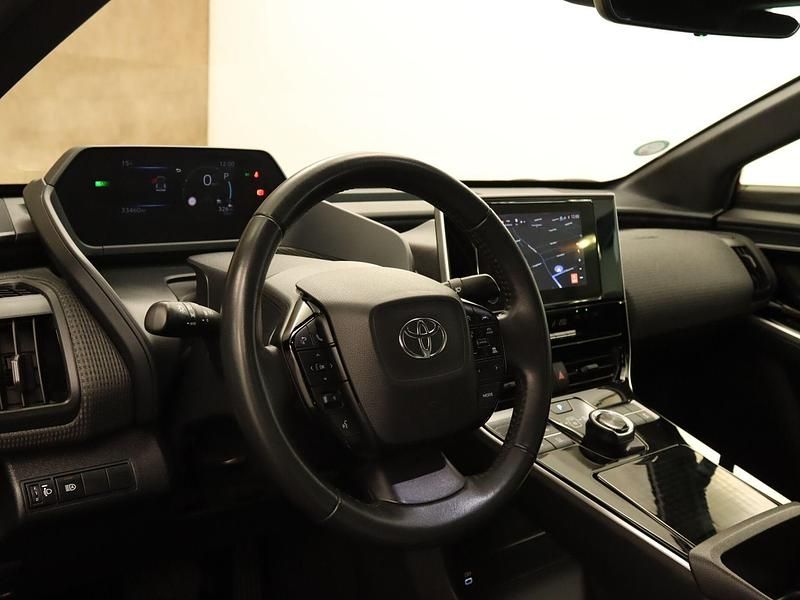 Occasion Toyota bZ4X Active 150 kW (204 PK) 2023 Rood SUV