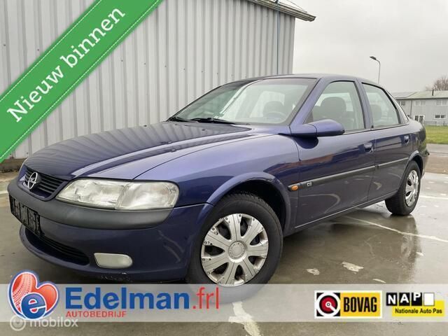 Overige Gebruikt 1997 Opel Vectra Sedan | € 1.750 (Eerlijke prijs) - Afbeelding 1/4