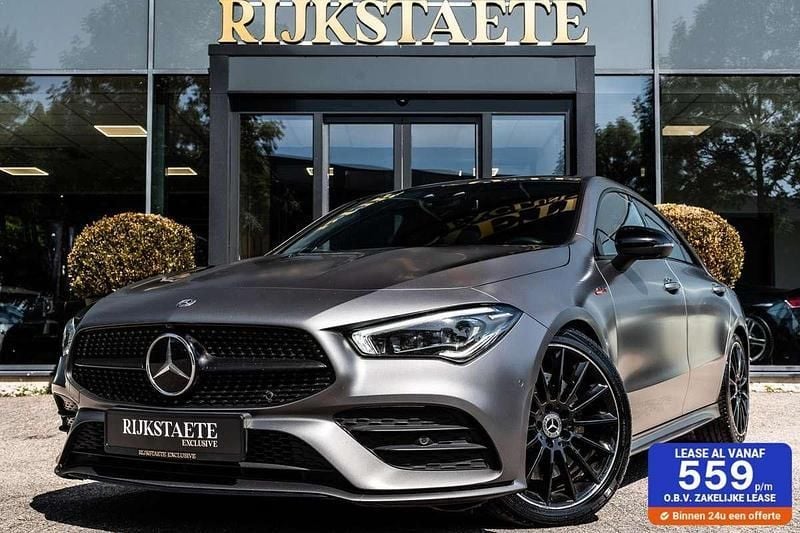 Grijs Gebruikt 2019 Mercedes CLA250 AMG Sedan | € 34.900 (Eerlijke prijs) - Afbeelding 1/4
