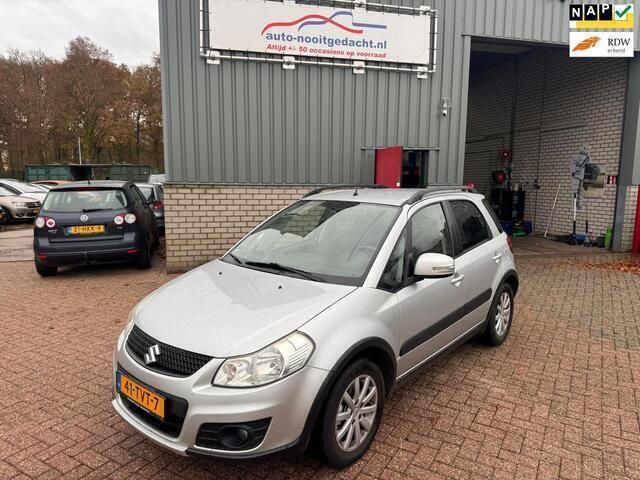 Grijs Gebruikt 2012 Suzuki SX4 MPV | € 5.995 (Eerlijke prijs) - Afbeelding 1/4