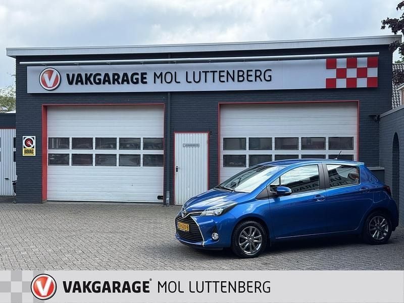 Blauw Gebruikt 2016 Toyota Yaris Trend Hatchback | € 11.950 (Eerlijke prijs) - Afbeelding 1/4