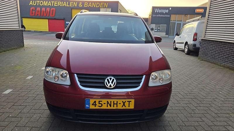 Occasion VW Touran Trendline 116 PK (85 kW) 2003 Rood MPV