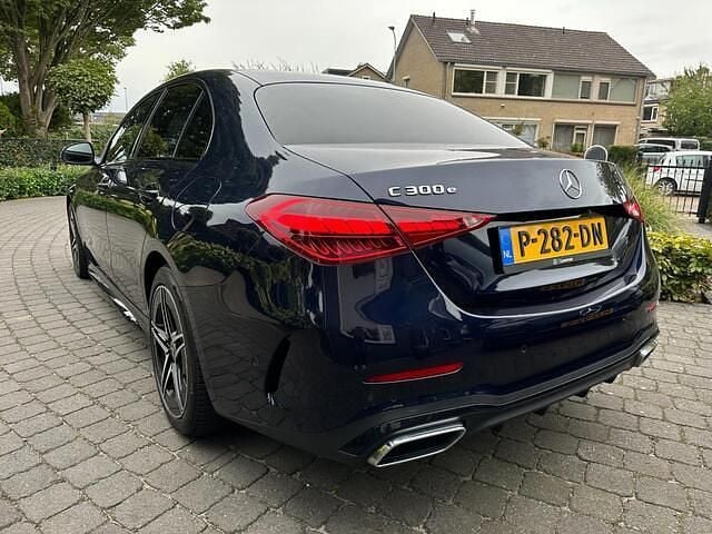 Occasion Mercedes C300 AMG line 204 PK (150 kW) 2022 Blauw Sedan