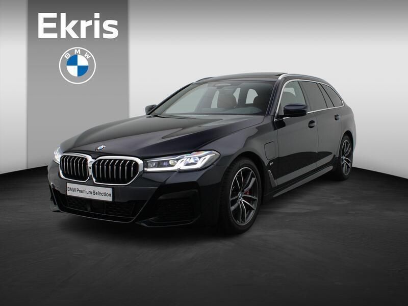 Zwart Gebruikt 2021 BMW 530e M Sport Stationwagen | € 44.900 (Duur) - Afbeelding 1/4