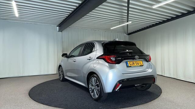Occasion Toyota Yaris Executive 131 PK (96 kW) 2024 Grijs Hatchback