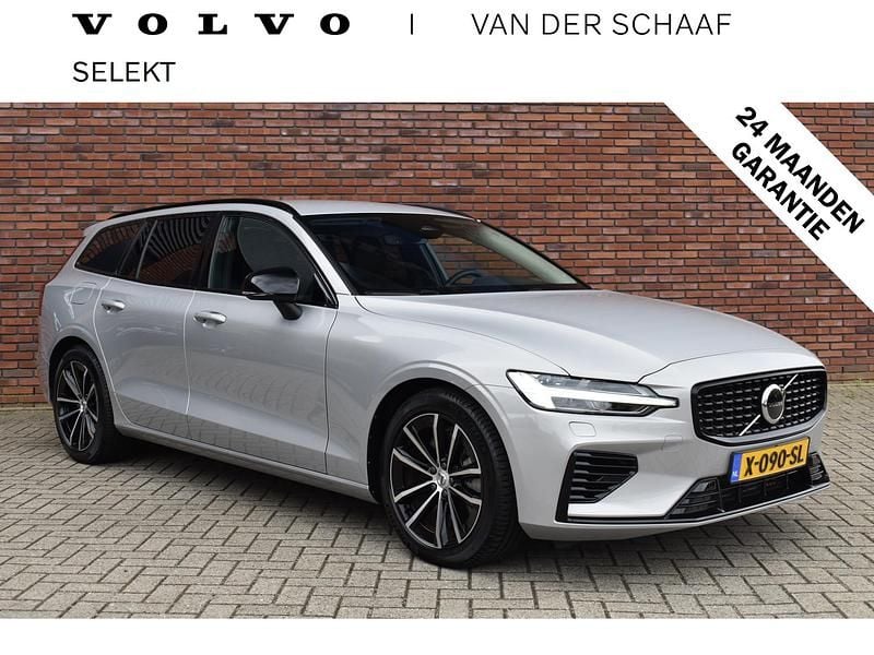 Grijs, metallic lak Gebruikt 2023 Volvo V60 Plus Stationwagen | € 45.700 (Eerlijke prijs) - Afbeelding 1/4