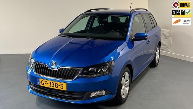 Blauw Gebruikt 2015 Skoda Fabia First Edition Stationwagen | € 8.350 (Eerlijke prijs) - Afbeelding 1/4