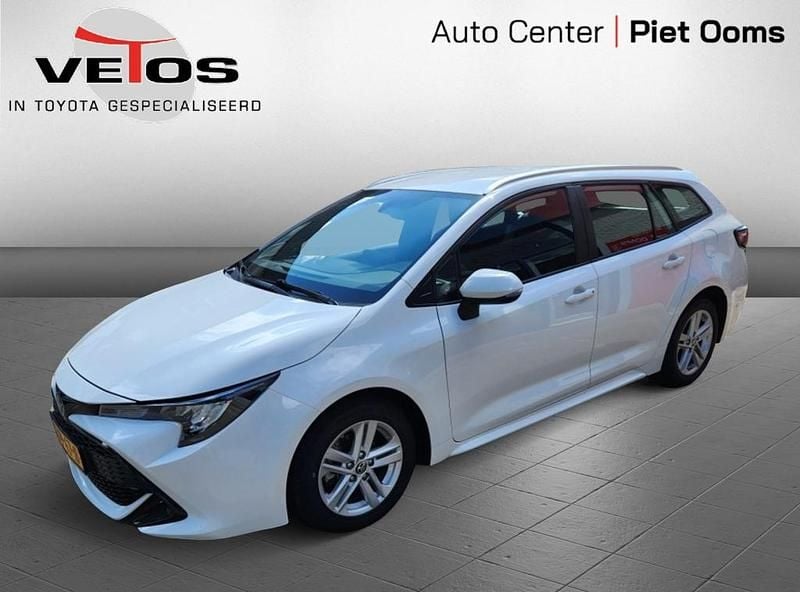 Wit Gebruikt 2022 Toyota Corolla Active Stationwagen | € 22.950 (Eerlijke prijs) - Afbeelding 1/4