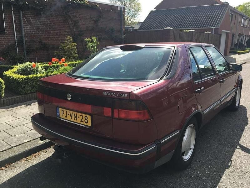 Rood Gebruikt 1995 Saab 9000 Sedan | € 3.500 - Afbeelding 1/4