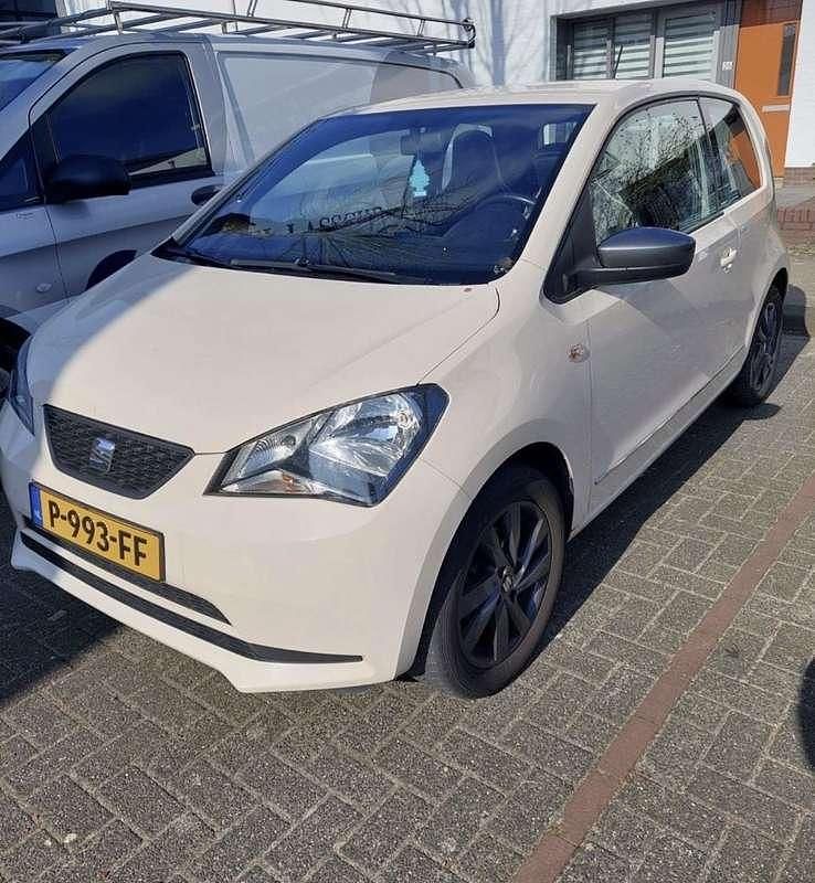 Wit Occasion 2014 Seat Mii Reference Hatchback | € 4.000 (Goede deal) - Afbeelding 1/4