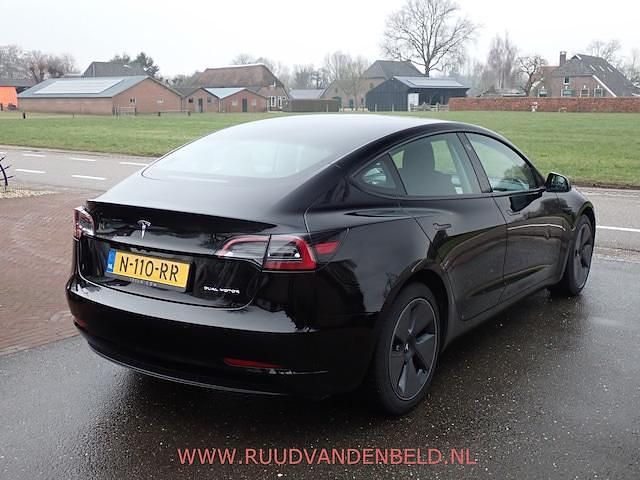 Occasion Tesla Model 3 Long Range AWD 366 kW (498 PK) 2021 Zwart Sedan