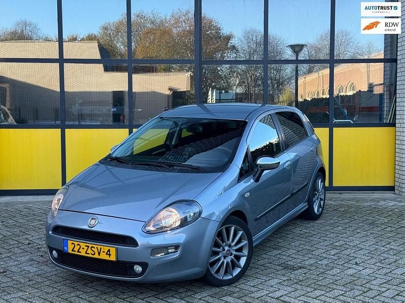 Occasion Fiat Punto Sport 86 PK (63 kW) 2013 Grijs Hatchback