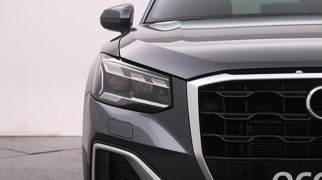 Grijs Gebruikt 2025 Audi Q2 SUV | € 43.990 - Afbeelding 1/4