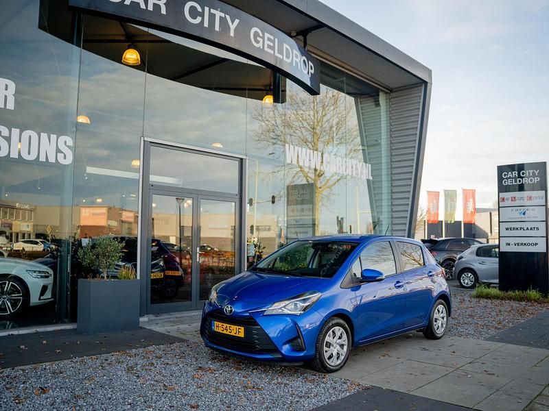 Occasion Toyota Yaris Active 112 PK (82 kW) 2020 Blauw Hatchback
