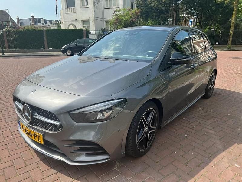 Occasion Mercedes B220 Premium 2020 Grijs MPV