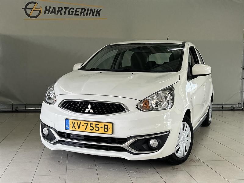 Wit Gebruikt 2019 Mitsubishi Space Star Hatchback | € 7.925 (Eerlijke prijs) - Afbeelding 1/3