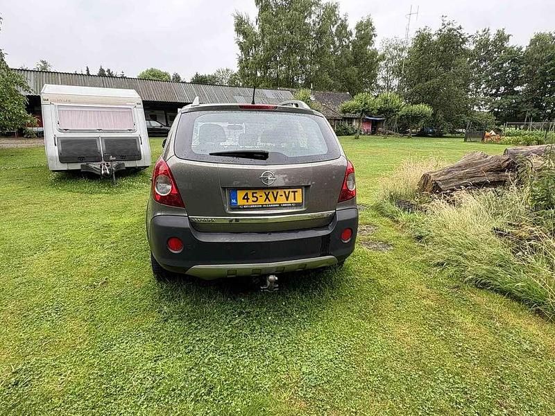 Beige Gebruikt 2007 Opel Antara Enjoy SUV | € 5.500 (Duur) - Afbeelding 1/4
