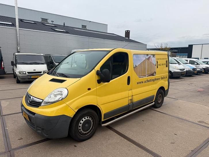 Gebruikt 2010 Opel Vivaro Van | € 1.550 (Super prijs) - Afbeelding 1/4