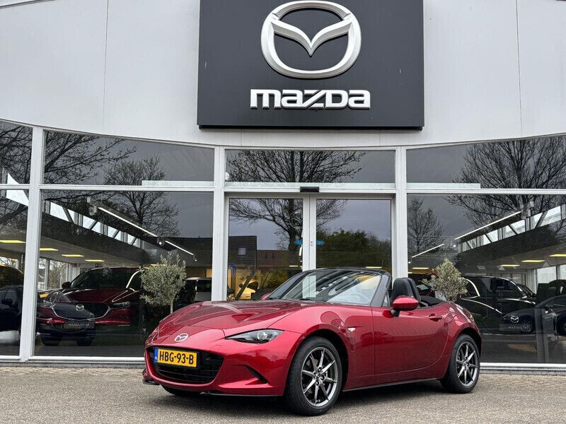 Rood Gebruikt 2025 Mazda MX5 Exclusive-Line Cabriolet | € 42.950 - Afbeelding 1/4