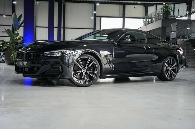Zwart Gebruikt 2022 BMW 840 M Sport Coupé | € 59.995 - Afbeelding 1/4
