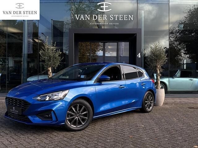 Blauw Gebruikt 2020 Ford Focus Business Edition Hatchback | € 18.950 (Eerlijke prijs) - Afbeelding 1/4