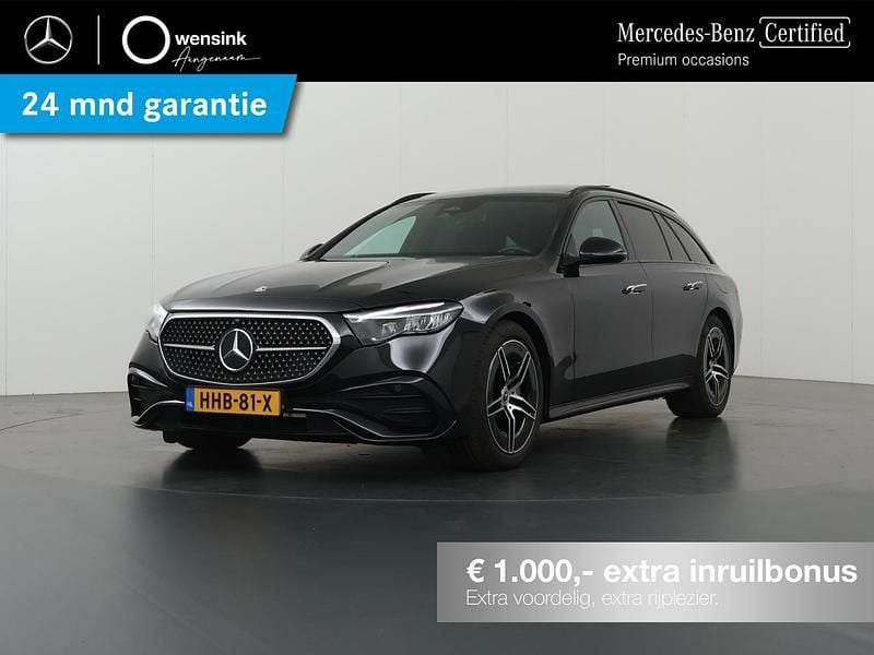 Zwart Occasion 2024 Mercedes E300 AMG line Stationwagen | € 56.850 (Goede deal) - Afbeelding 1/4
