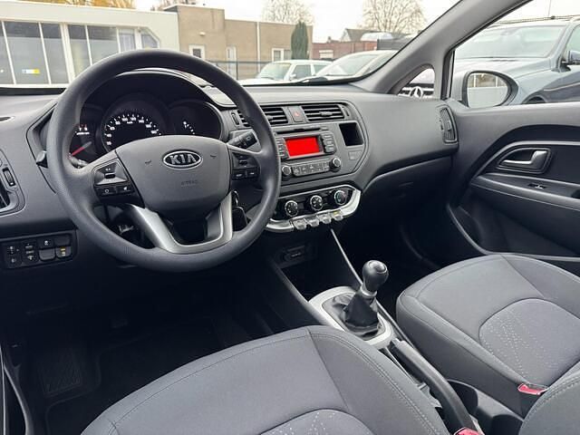 Occasion Kia Rio Plus 86 PK (63 kW) 2012 Grijs Hatchback