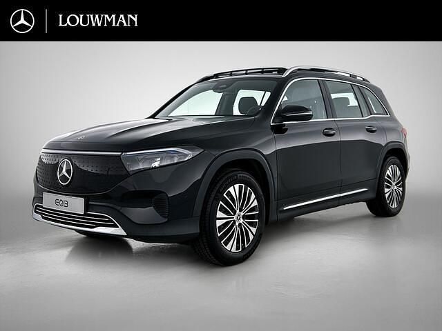 Zwart Nieuw 2026 Mercedes EQB250+ Business SUV | € 53.675 (Eerlijke prijs) - Afbeelding 1/4