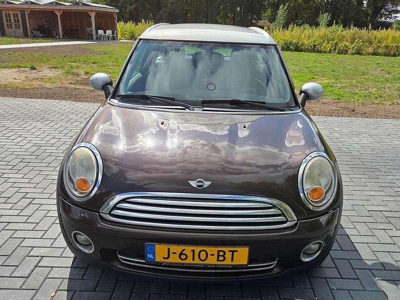 Bruin Gebruikt 2009 Mini Cooper Hatchback | € 2.200 (Super prijs) - Afbeelding 1/4