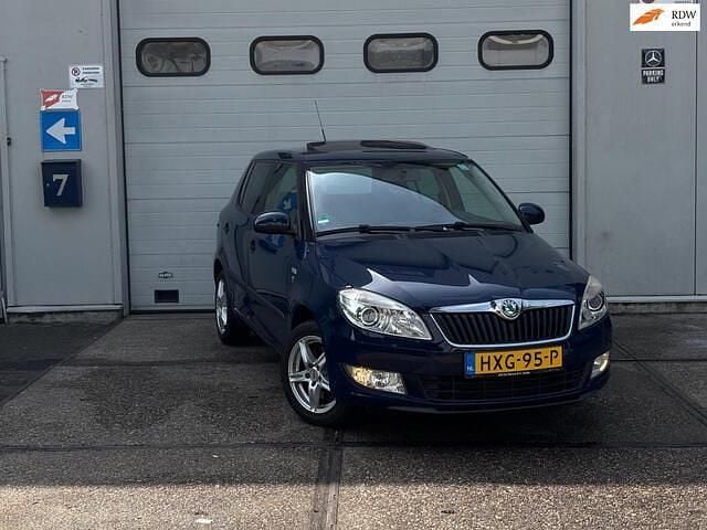 Blauw Gebruikt 2011 Skoda Fabia Hatchback | € 8.499 (Duur) - Afbeelding 1/4