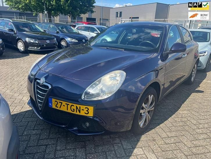 Gebruikt 2012 Alfa Romeo Giulietta Distinctive | € 3.950 (Super prijs) - Afbeelding 1/4