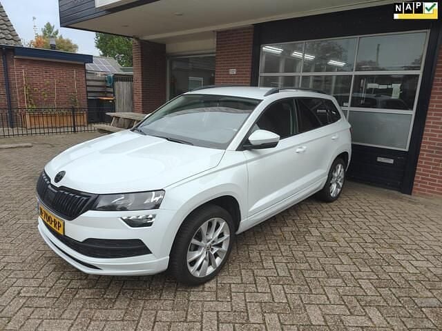 Wit Gebruikt 2020 Skoda Karoq Business Line SUV | € 16.950 (Goede deal) - Afbeelding 1/4