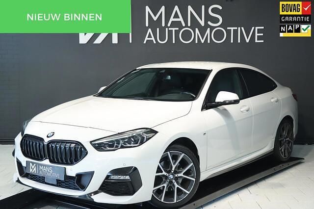 Wit Gebruikt 2021 BMW 218 M Sport Coupé | € 21.950 (Super prijs) - Afbeelding 1/4