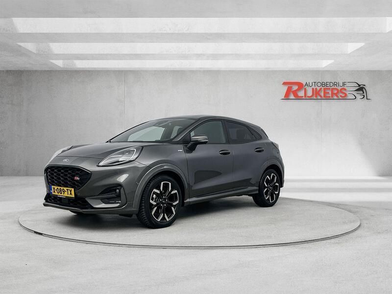 Grijs Gebruikt 2022 Ford Puma ST-Line SUV | € 25.495 (Eerlijke prijs) - Afbeelding 1/4