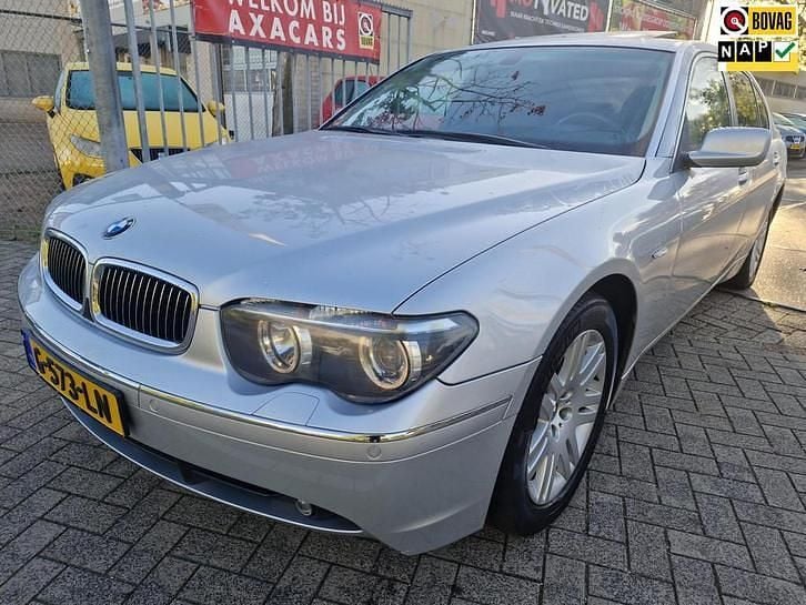 Grijs Gebruikt 2004 BMW 745L Sedan | € 9.995 - Afbeelding 1/1