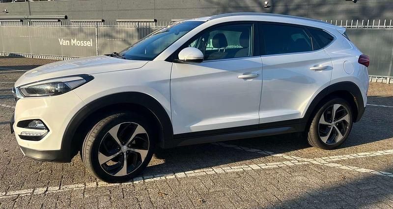 Wit Gebruikt 2016 Hyundai Tucson Comfort SUV | € 14.950 (Goede deal) - Afbeelding 1/4