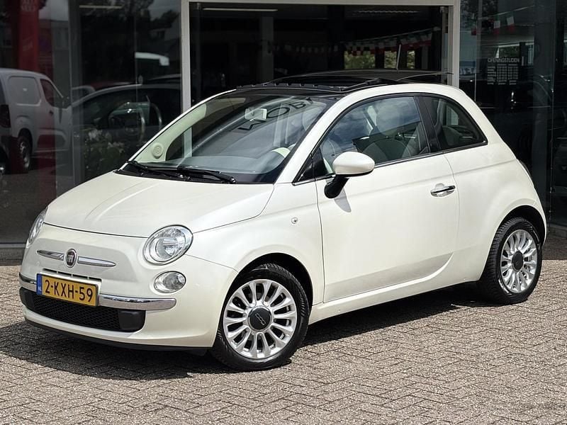 Wit Gebruikt 2013 Fiat 500 Lounge Hatchback | € 7.900 (Eerlijke prijs) - Afbeelding 1/4