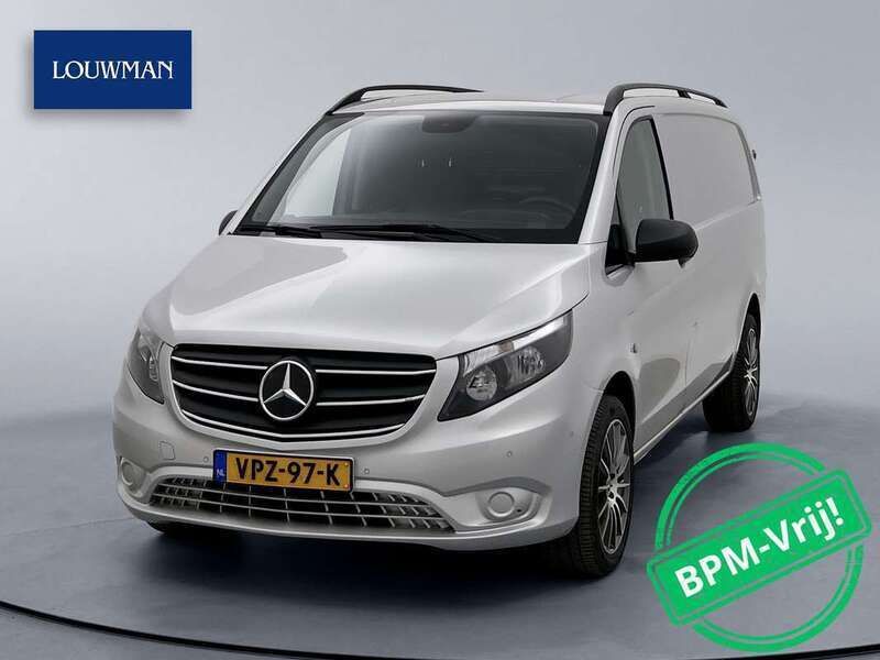 Zilver Gebruikt 2022 Mercedes Vito MPV | € 24.445 (Eerlijke prijs) - Afbeelding 1/3