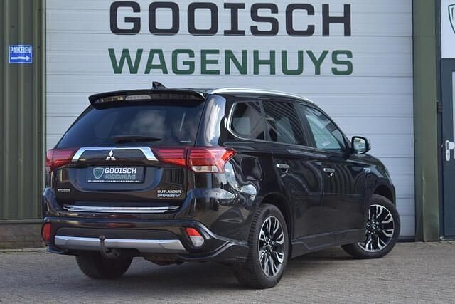 Occasion Mitsubishi Outlander Instyle 121 PK (88 kW) 2015 Zwart SUV