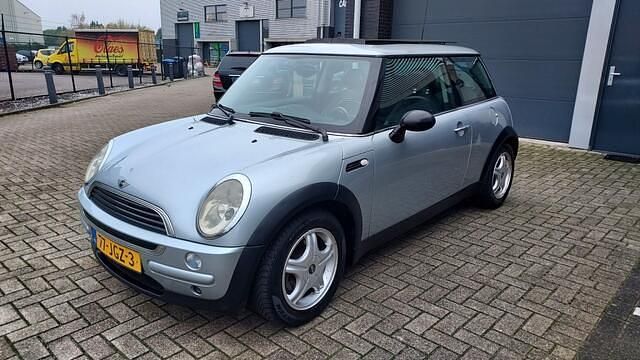 Grijs Gebruikt 2001 Mini ONE Hatchback | € 2.150 (Eerlijke prijs) - Afbeelding 1/4