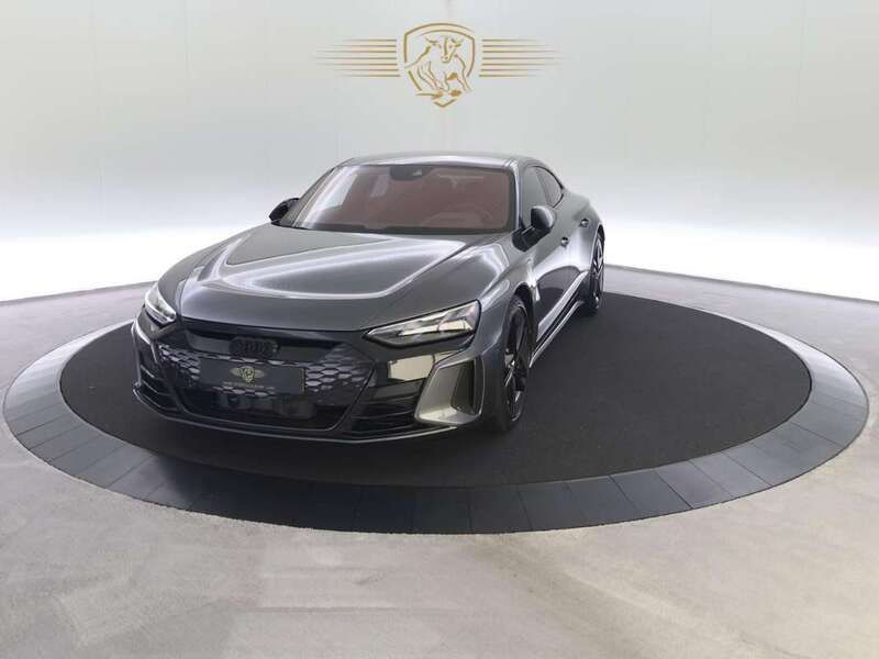 Grijs Gebruikt 2022 Audi RS e-tron GT Design Sedan | € 68.500 (Super prijs) - Afbeelding 1/4